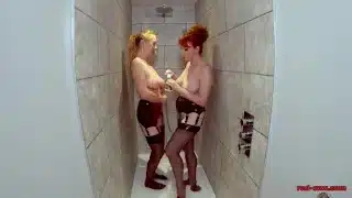 Matures Red and Lucy playing in the shower together