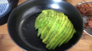 YANN COOKS FRIED CHICKEN BUTT ASS NAKED