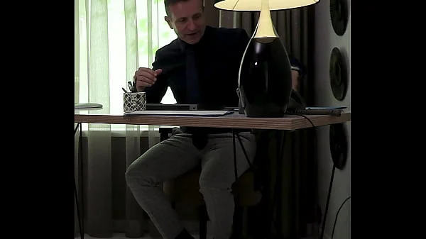 Angelica Heart visiting her lawyer