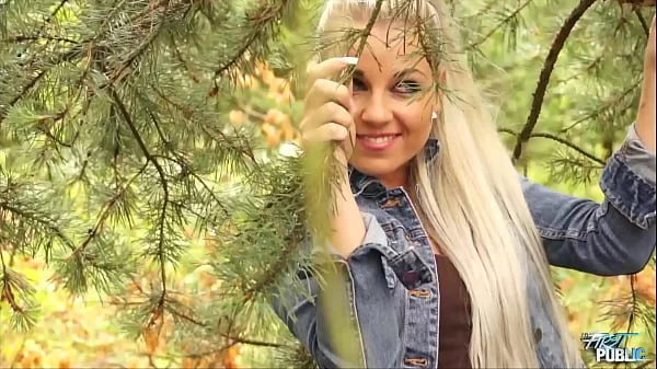 Filthy dude fucking blondie chic, coming in her tits outside in the park