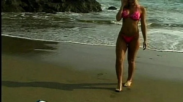 Metro – Lesbian Sex 02 – scene 3