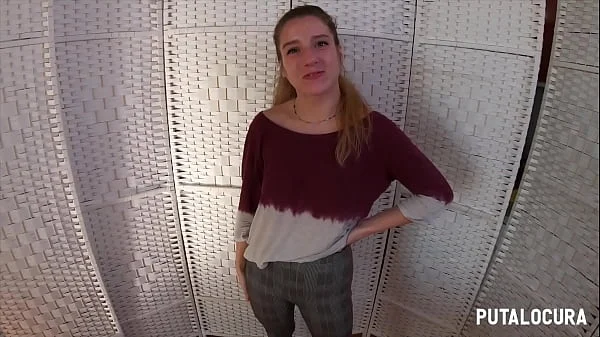 PutaLocura – La jovencita culona Elisa Sol disfrutando una polla gorda