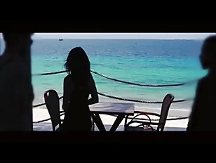 SEA SEX SUN IN ZANZIBARrBpmzO
