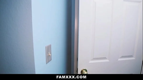 Stepdaughter Gets Exactly What She Wants from Him – Famxxx