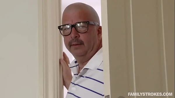 Stepmommy’s Pussy Rescues Stepson