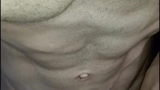 TONGUE, SLOOPY, SALIVA, SUMISO, GARGANTA, LECHE, SIX PACK PRIMER PLANO