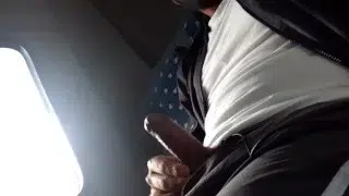 EL MOVIMIENTO DEL BUS ME PUSO CALIENTE