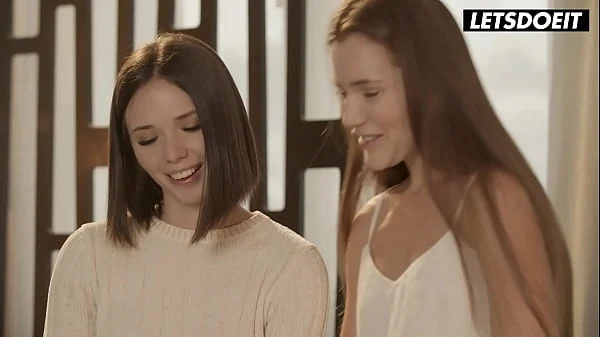Horny Lesbian Mary Rock Seduces Her Brunette Roommate Eve Sweet – A GIRL KNOWS