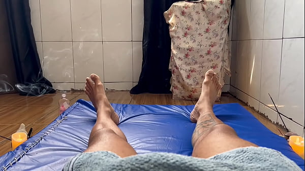 Massagem com creampie vaginal