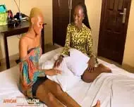 Amateur Ebony Lesbians Fingering Tight Pussy After Outdoor Stroll