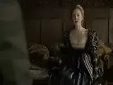 Joanne Whalley nude in bathtub showing us her breasts. Then