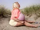 Blonde With Natural Big Boobs Loves Putting A Toy In Her