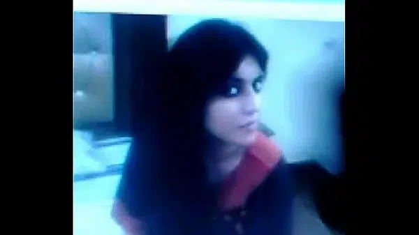 Cumshot on my Pakistani girlfriend Shahtaj’s face