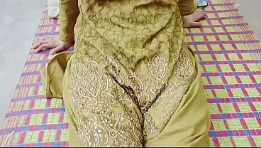 Desi Bhai ne Apni Step sister Ko Chars wali Cigarette se Choda Hardcore Sex cum in pussy Clear Hindi Dirty talk about sex
