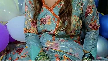 Desi Hot Bari Behan Ki Phudi ka Phuda Bnadia-Load moaning