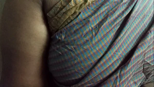 मेरा दोस्त आकर्षक मां
