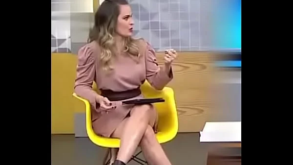 Regiane Tapias – Cruzada de Pernas Sexy (05.05.21) – safada – puta – vagabunda – sexy – tarada – sensacional – oral – anal – sexo – cachorra – loira – morena – programa – tesuda – peitao – rabao – delicia – brasileira – piranha – mulata – nega