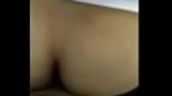 Se quita las ganas por q su marido está en el bote