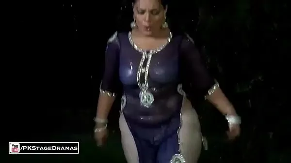 GHAZAL CHAUDHARY RAIN MUJRA 2016 – PAKISTANI MUJRA DANCE 2016